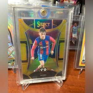2023-24 Panini Select Laliga Pedri TRUE GOLD Prizm Mezzanine Barcelona /10